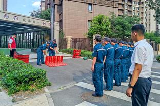 活塞尼克斯大交易：博扬伯克斯去尼克斯 格莱姆斯富尼耶弗林去活塞